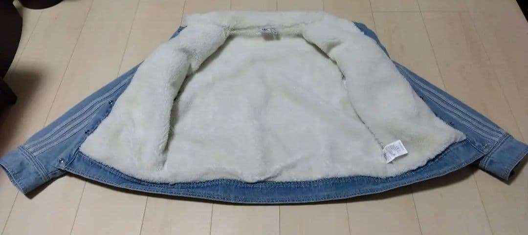 【S】adidas ボア　襟付き　デニム　ジャケット 　レディース　XS