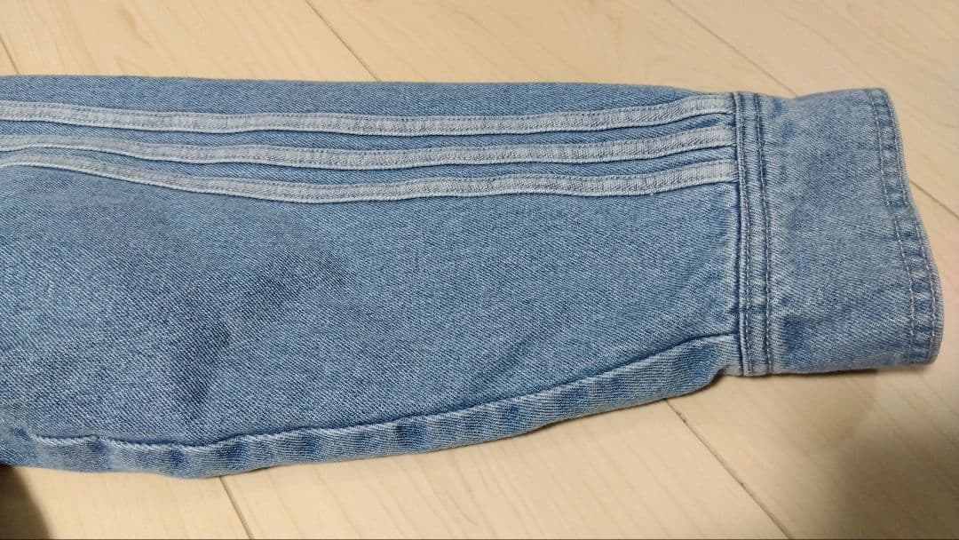 【S】adidas ボア　襟付き　デニム　ジャケット 　レディース　XS