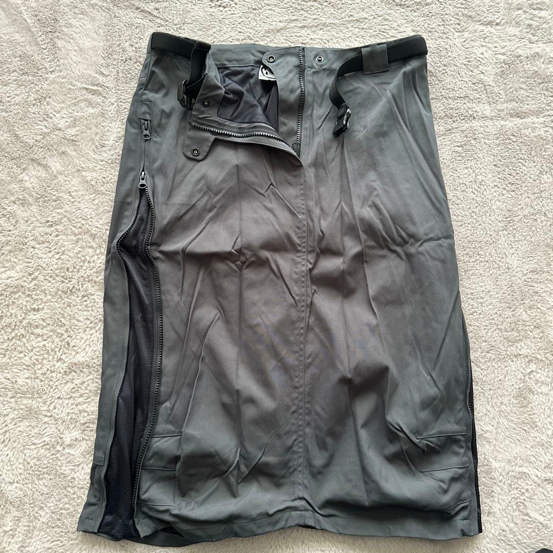 パンツ GR10K ARC SKIRT 48 ASFALT GREY