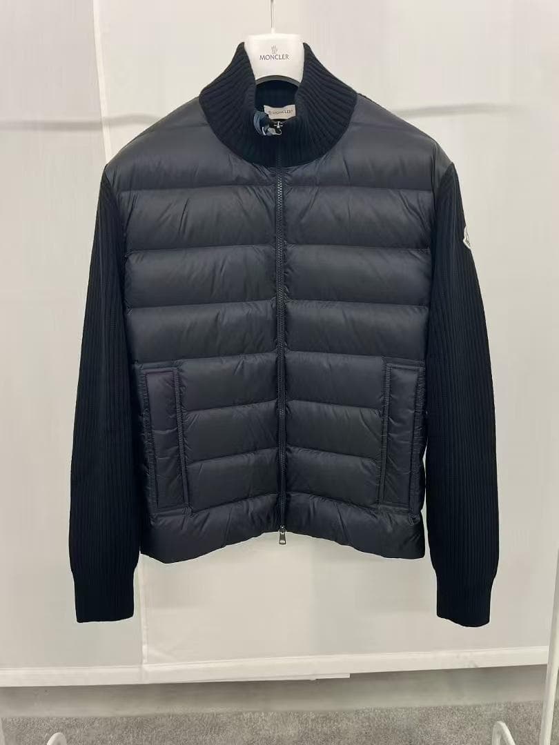 ブラックダウンジャケット~~~