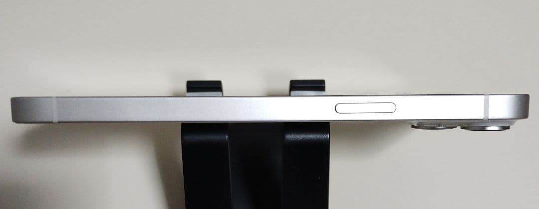 ★美品・電池100%★iPhone 14 Plus 256GB SIMフリー