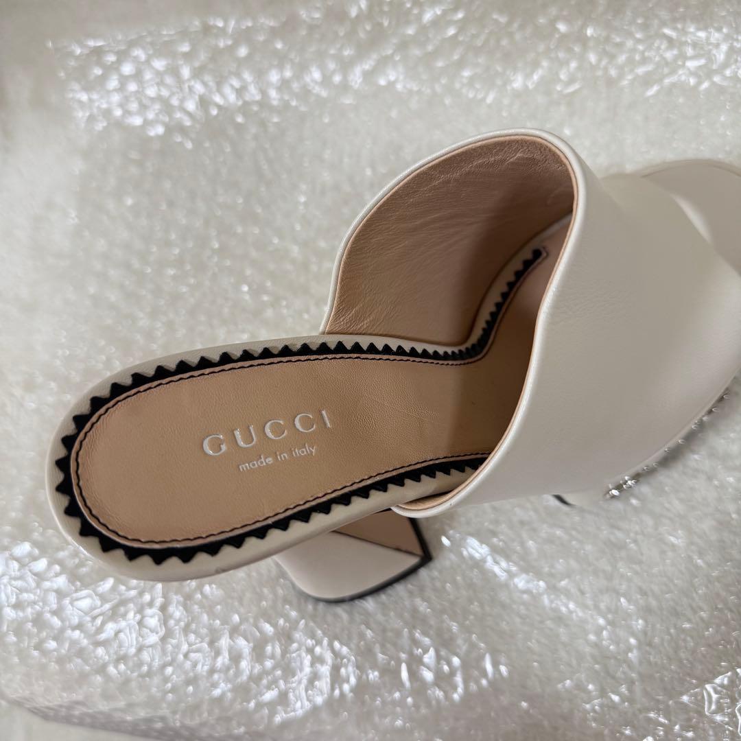 【GUCCI】ロゴ レザーソール スライドサンダル ホワイト 厚底 スタッズ