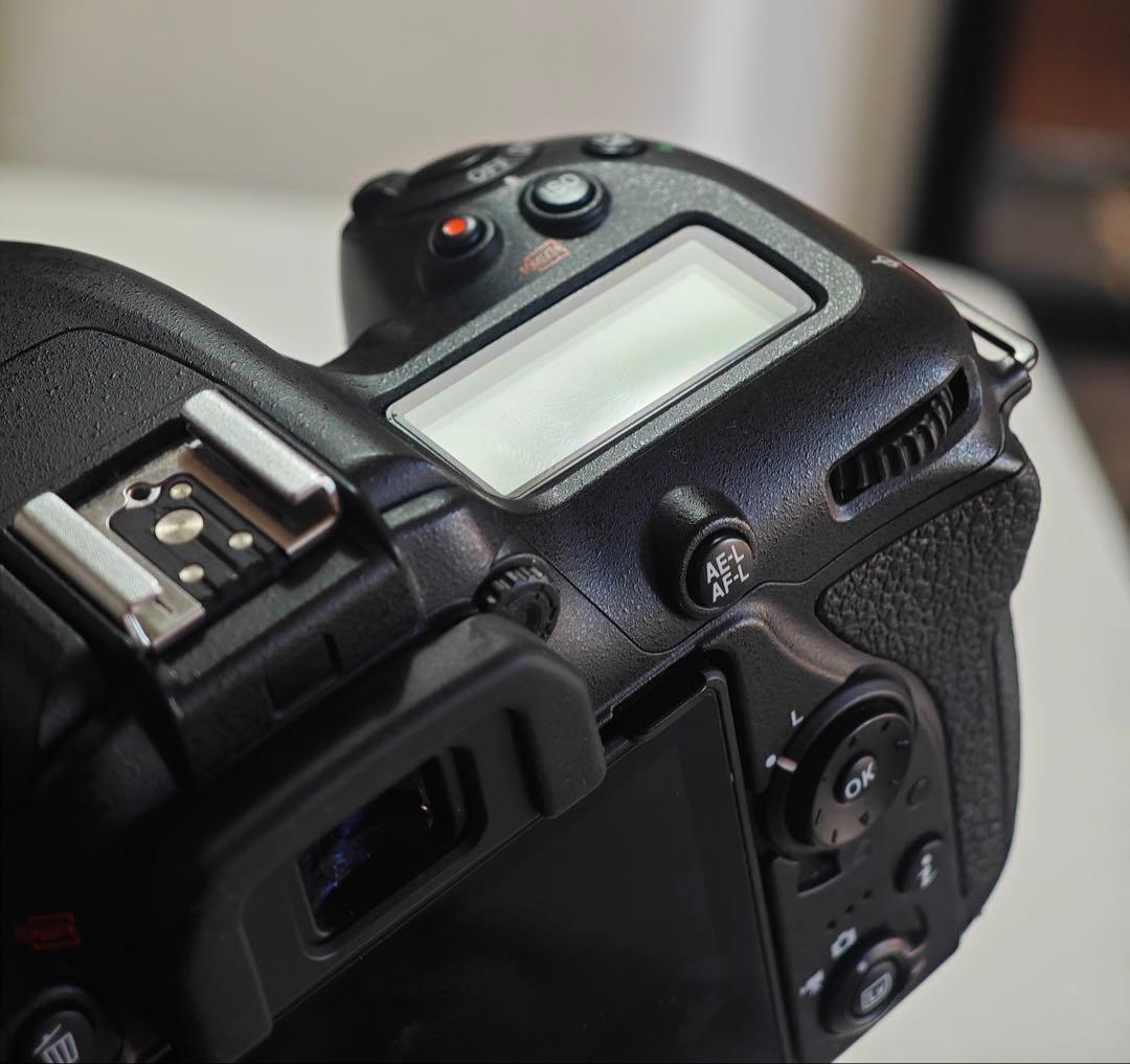 Nikon D7500 ボディ　本体