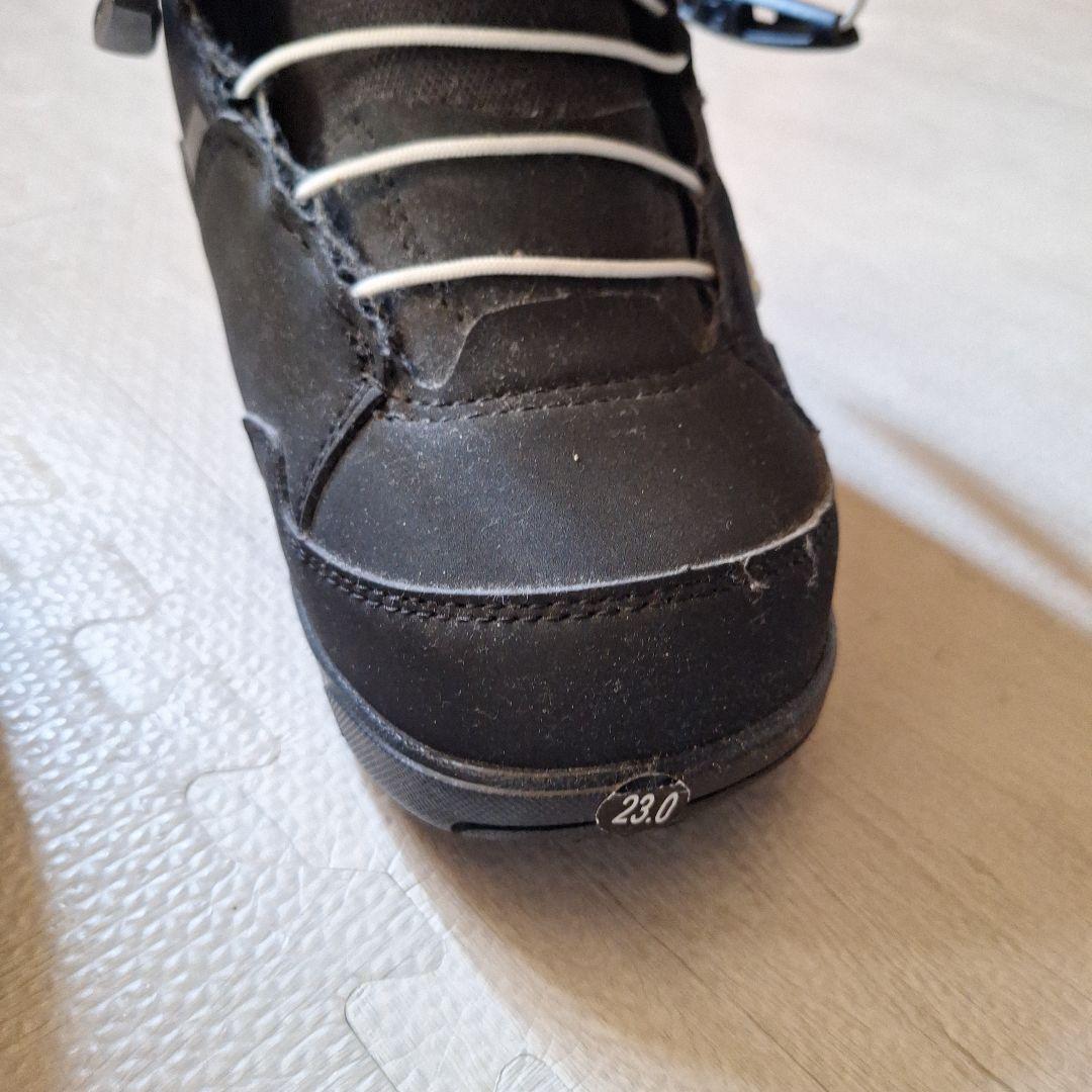 DEELUXE スノーボードブーツ 230サイズ ブラック 値下げします