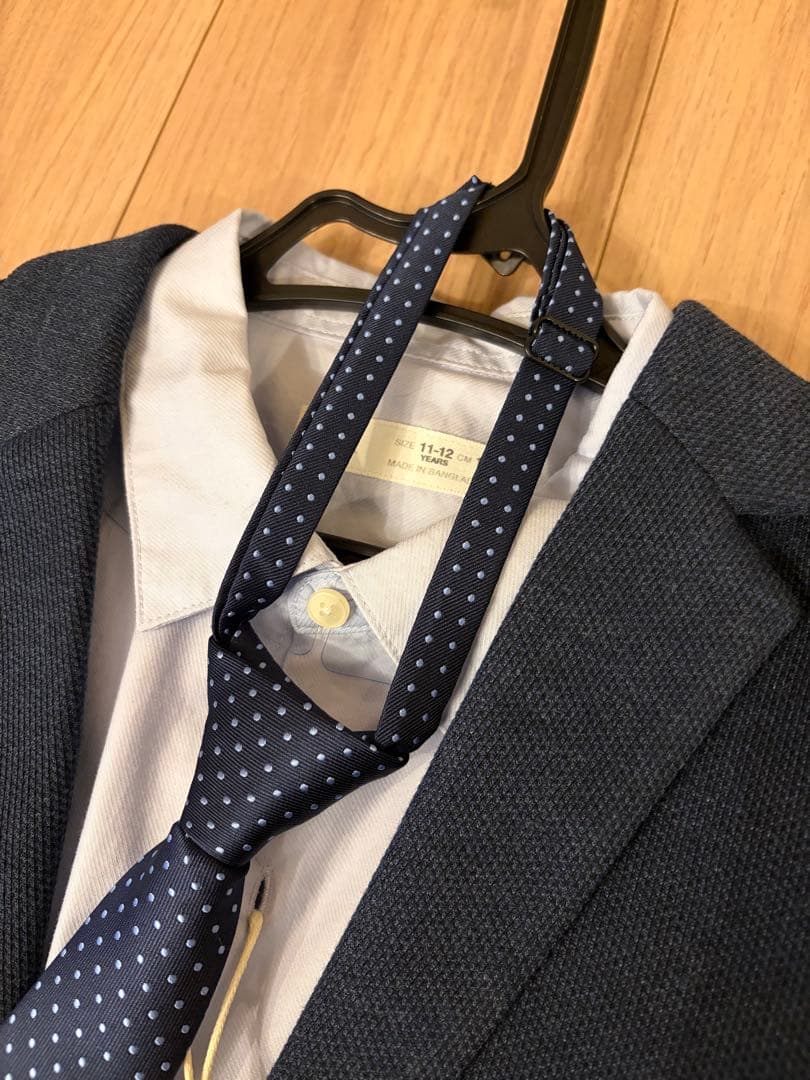 ZARA KIDS ネイビー スーツセット ネクタイ付き152センチ