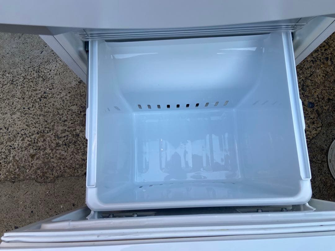 T257 TOSHIBA 2020年製 153L 冷蔵庫 ホワイト