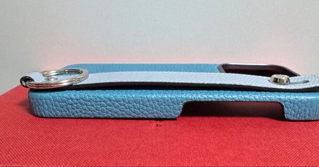 【超美品】ボナベンチュラ iPhoneケース＆ストラップ