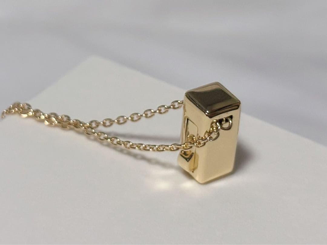 〈シハラ〉ブリックネックレス