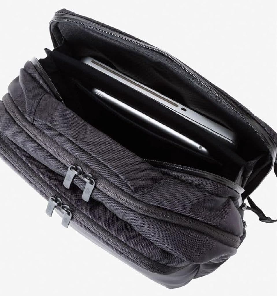 【新品】THE NORTH FACE シャトル デイパック リュック　24L