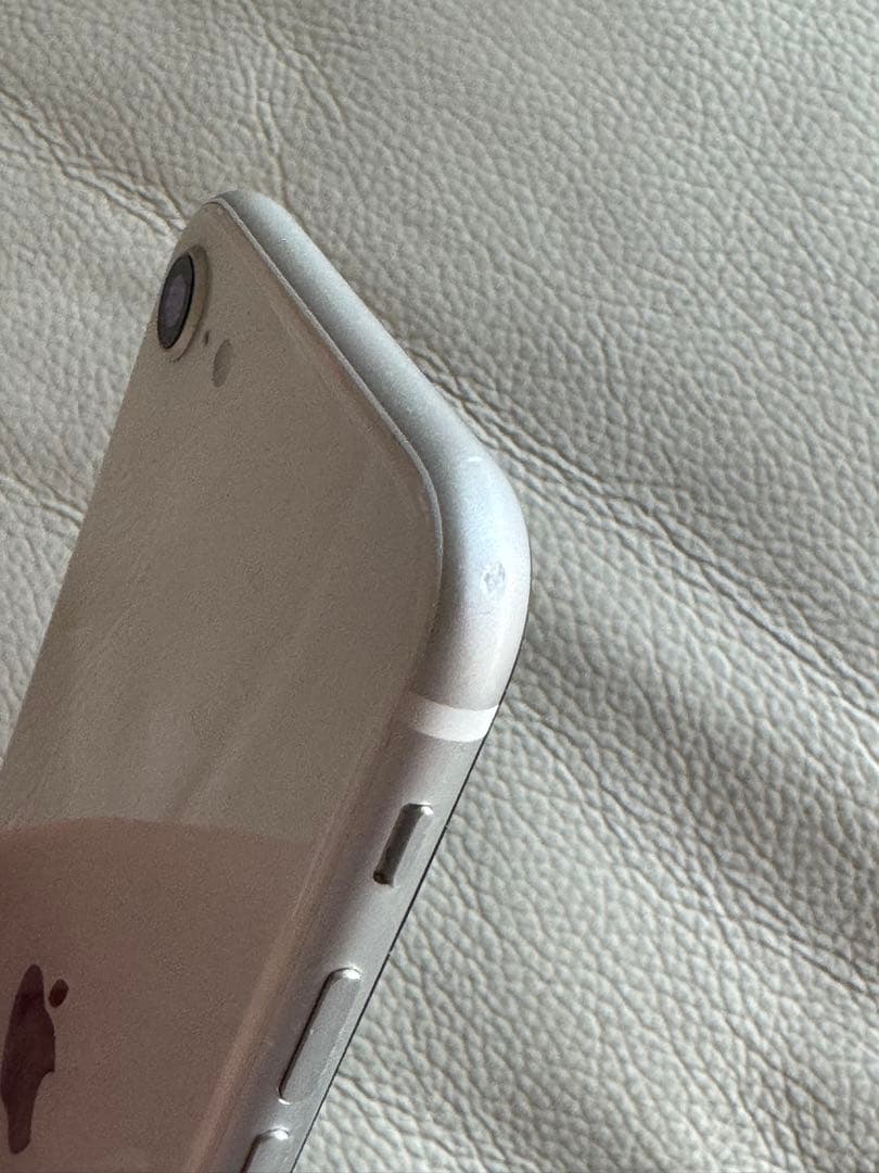 超美品 iPhone SE 第2世代 128gb ホワイト 本体 SIMフリー