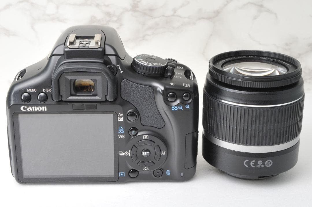 Canon EOS Kiss X2⭐️ショット数少なめ❣️スマホ転送 一眼レフ