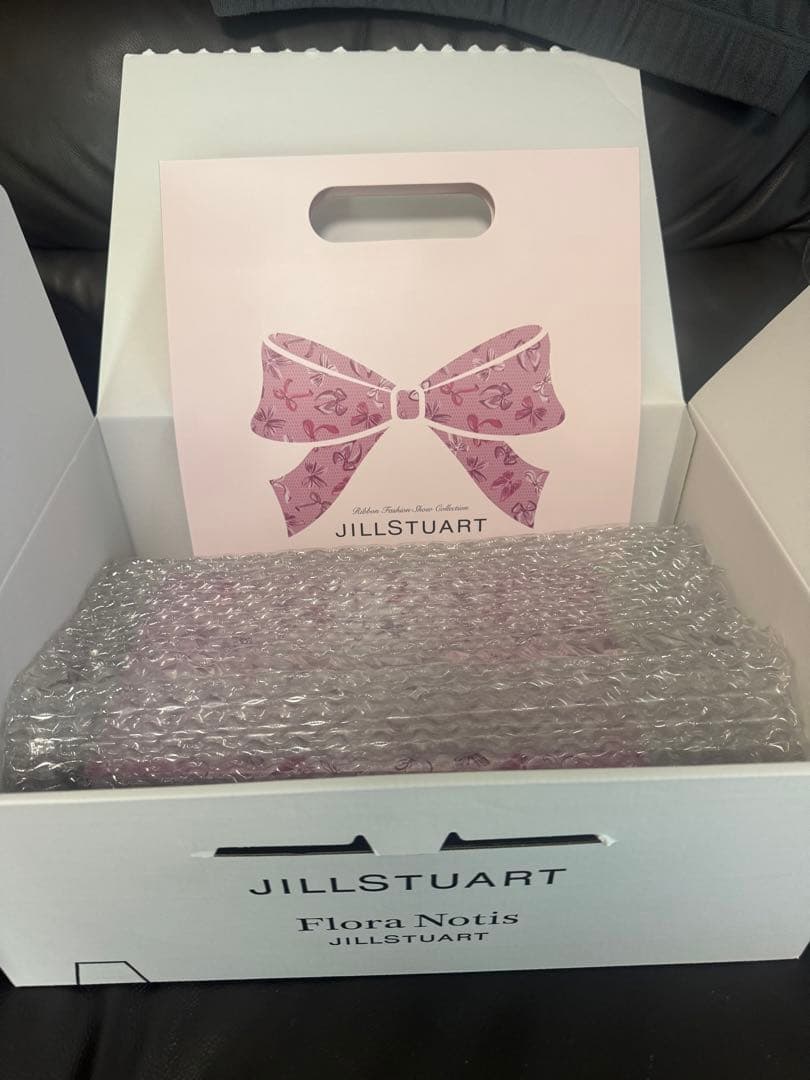 ジルスチュアート　クリスマスコフレ　2025 JILLSTUART