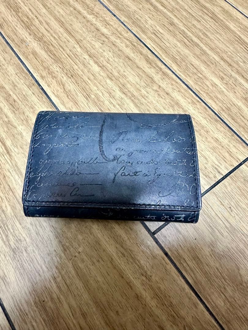 黒 レザー 名刺入れ　ベルルッティ