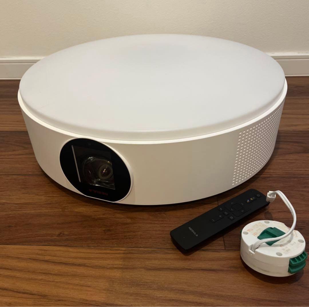 P*˚様 交渉可能　Anker NEBULA Nova プロジェクター本体 美品