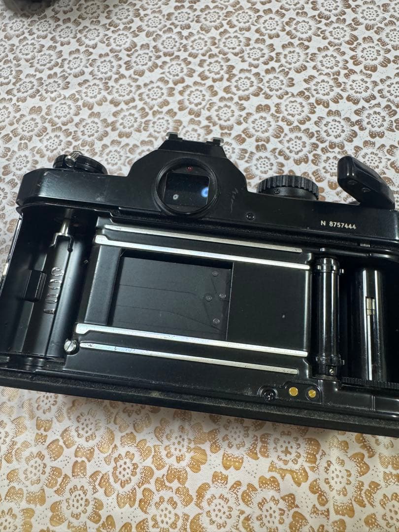 ニコン　Nikon New FM2 ボディ フィルムカメラ