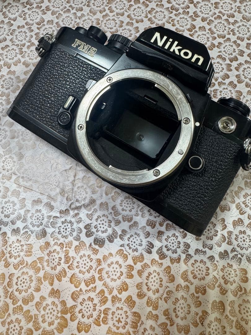 ニコン　Nikon New FM2 ボディ フィルムカメラ