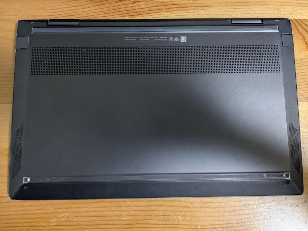 HP envy ×360 RYZEN 5600u 8gb 256gb