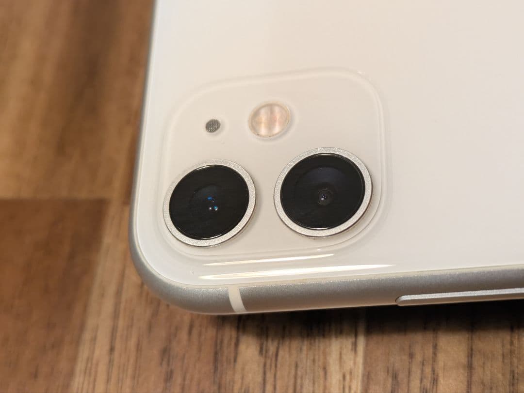 Apple iPhone 11 ホワイト 本体 SIMフリー 64GB