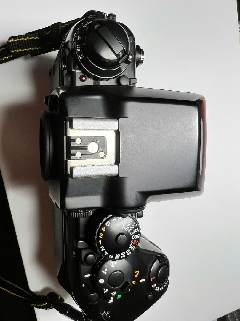 NikonF4 フィルム一眼レフカメラ ニッコール 28-200mm レンズ付き