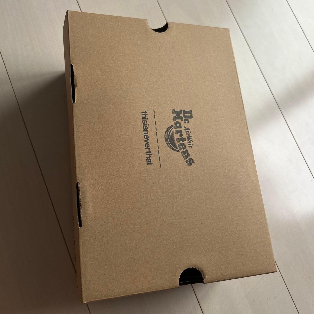 靴 thisisneverthat Dr. Martens 1460