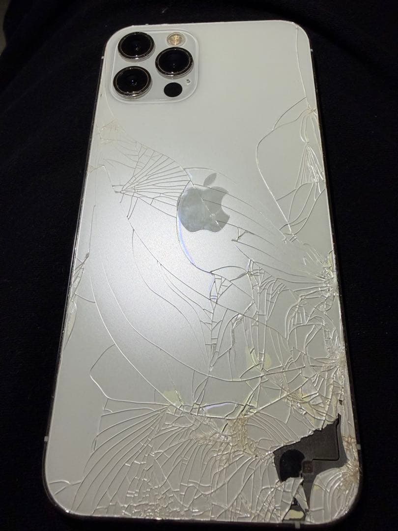 スマートフォン本体 iPhone12pro 256GB