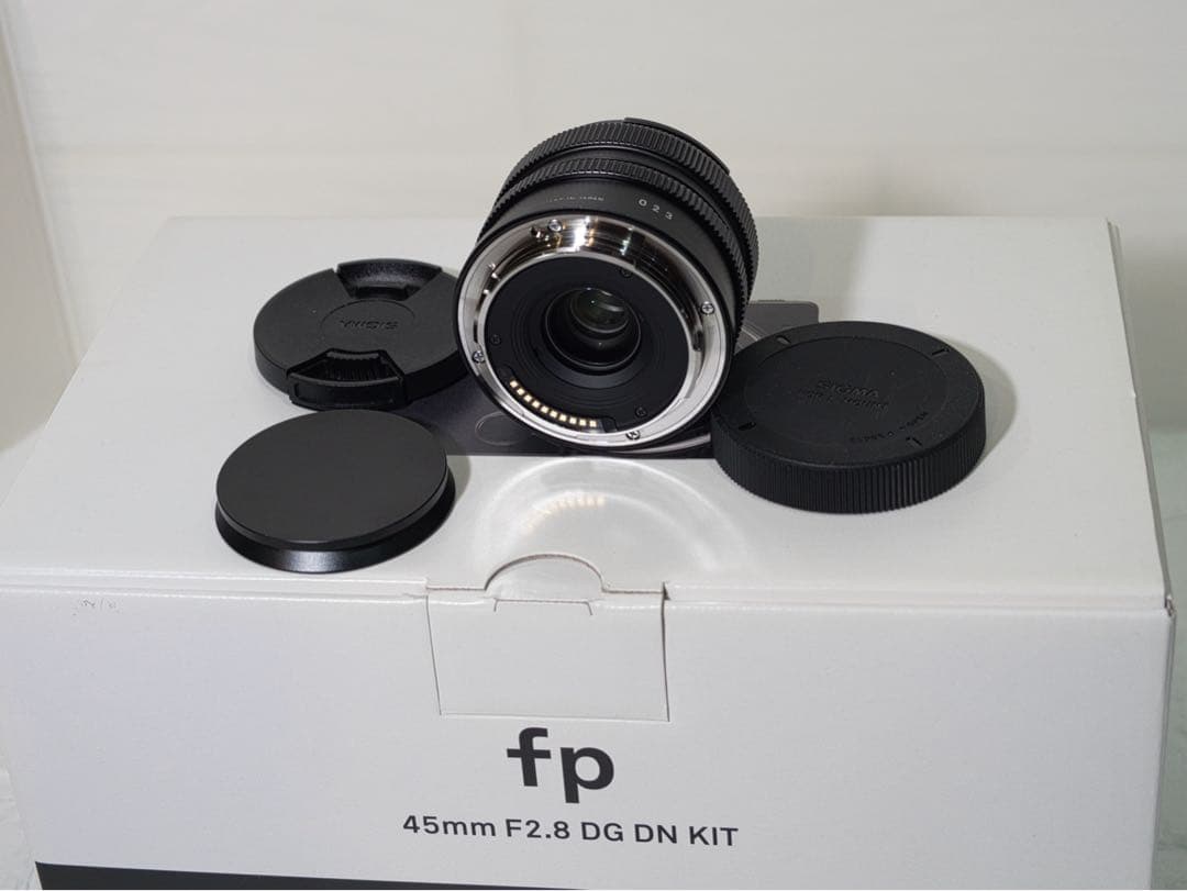 SIGMA 17mm F4 DG DN 単焦点レンズ　ライカLマウント