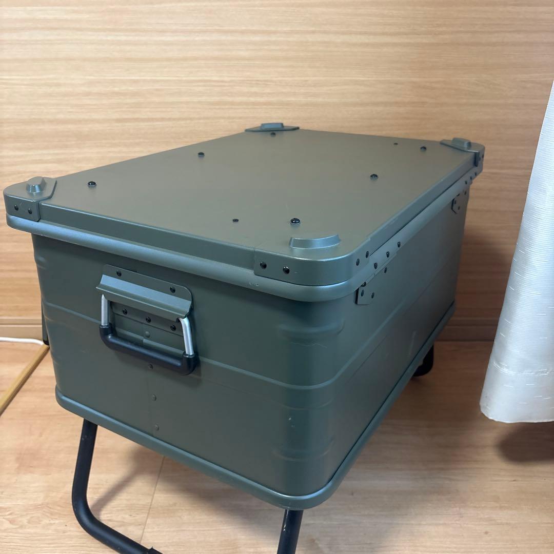 【美品】完売品！ CAMVIL 60L コンテナボックス テーブルパネル付