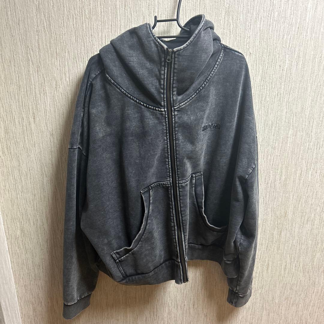 MAZZEL ジップアップパーカー Mサイズ