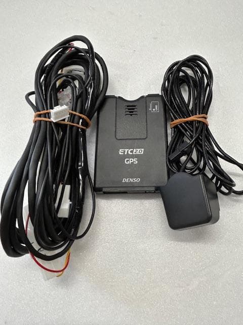 み*か様 【中古超美品】デンソー製 ETC2.0 DIU-A211(業務支援用)