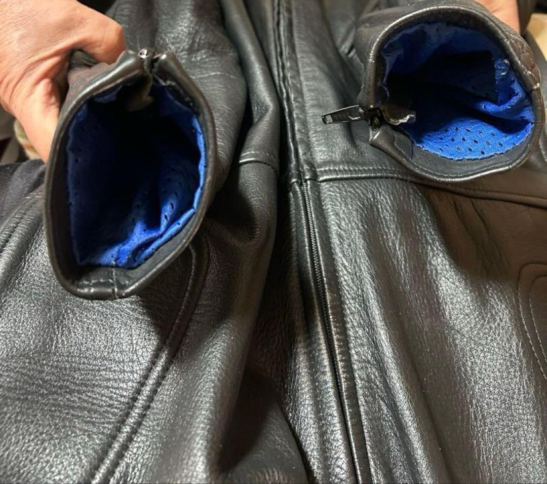 ブラックレザー バイクツナギ　膝パッド付き 革ツナギ レザースーツ 黒　美品