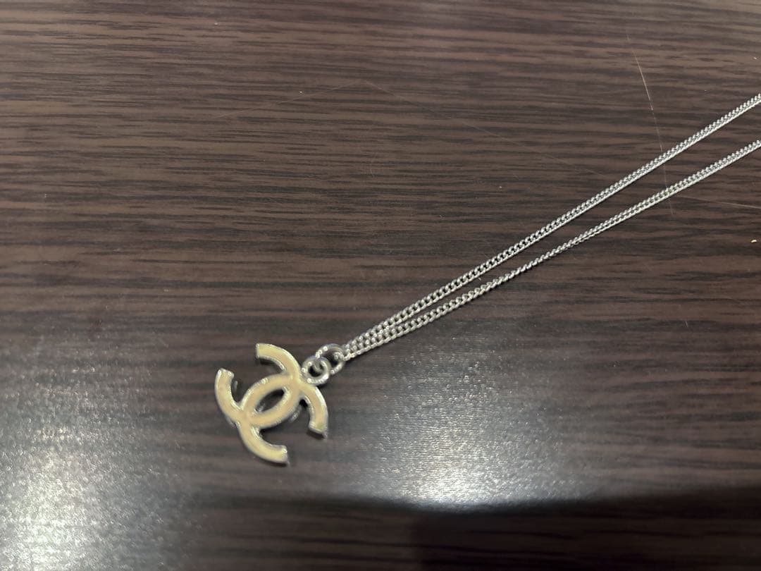 CHANEL ロゴペンダント ネックレス