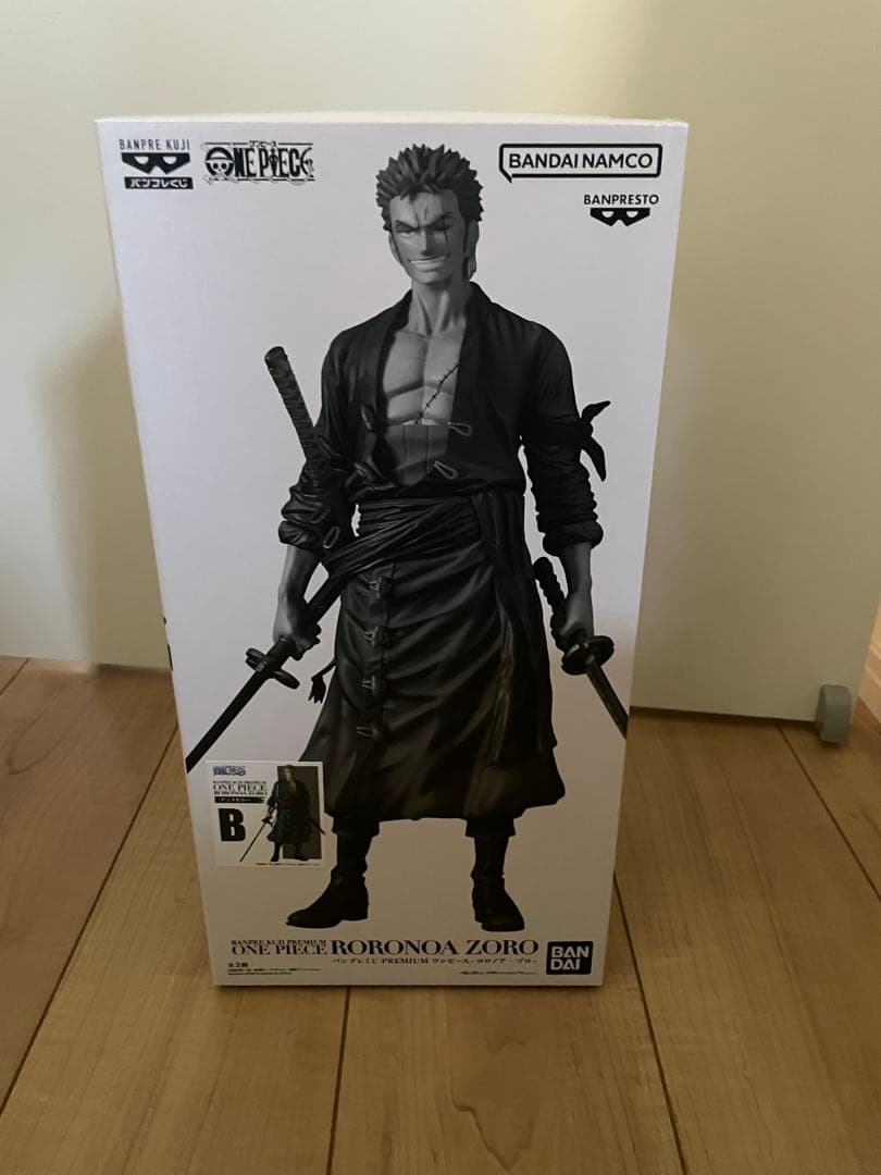 ワンピース　 バンプレくじPREMIUM ロロノア・ゾロ B賞 アニメカラー