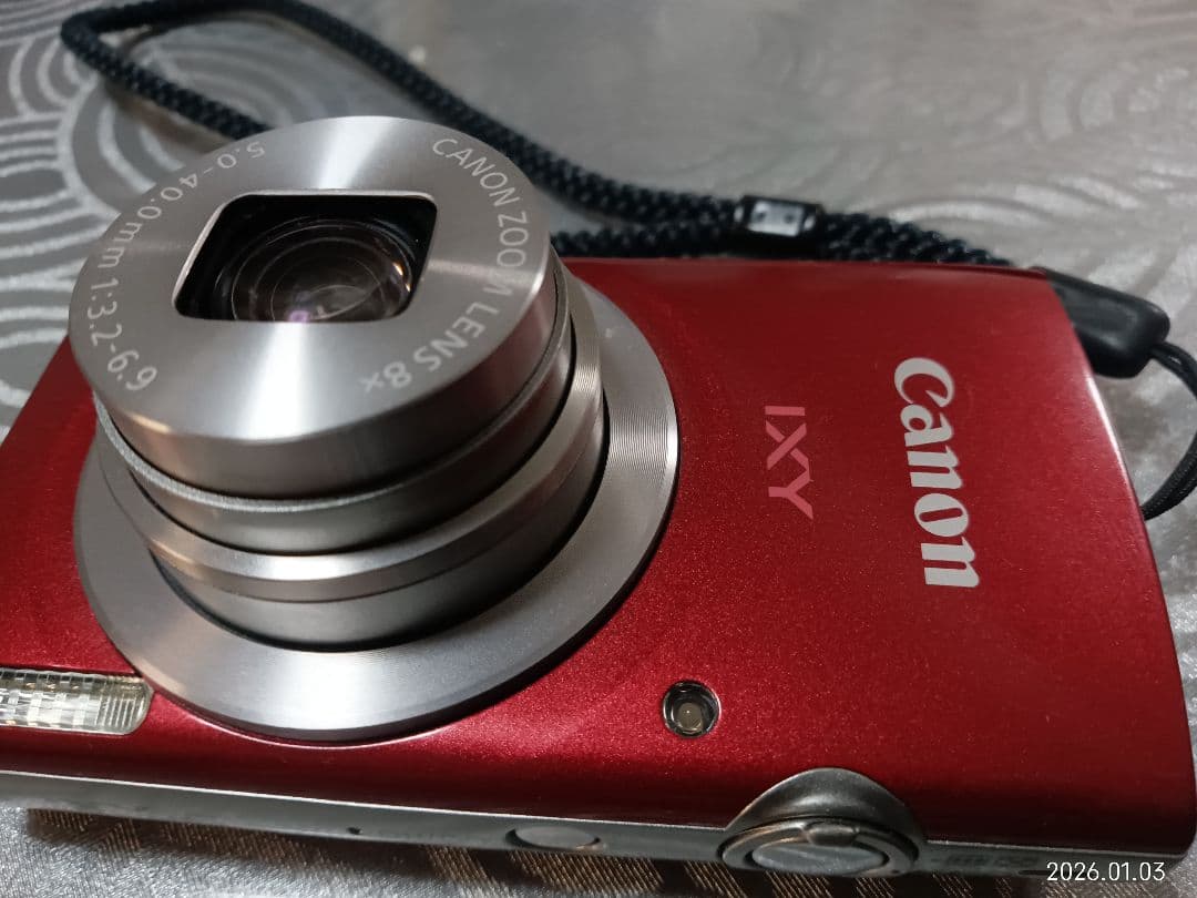 ユイナCanon IXY 200