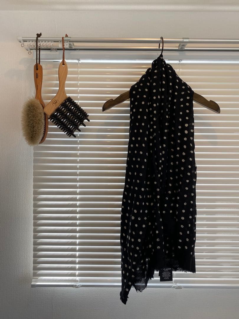 Saint Laurent ポルカドット柄スカーフストール