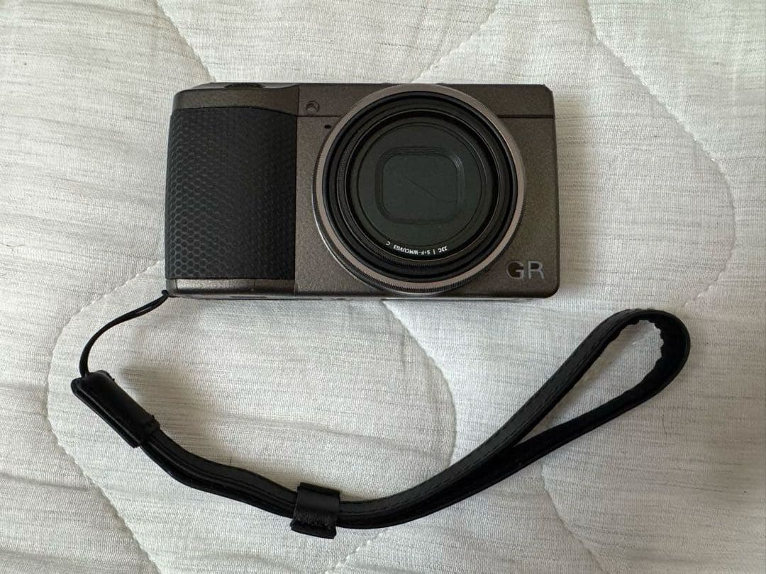 RICHO GR IIIx 純正アクセサリー付き