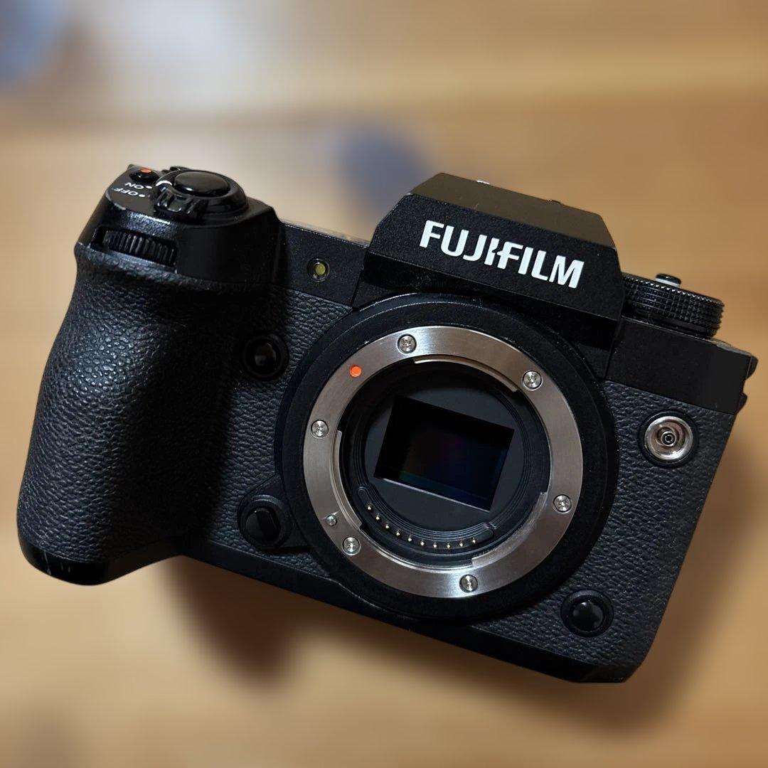FUJIFILM X-H2 2.5万円相当の純正予備バッテリー2個と充電器付属