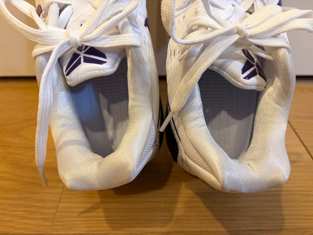 【美品】KOBE コービー 9 エリート LOW EM プロトロ ホワイト