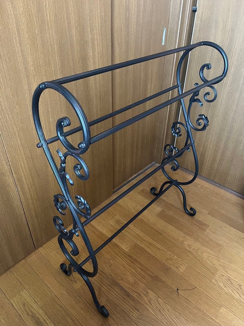 アイアン製　タオルハンガー　ブラック 組み立てカンタン