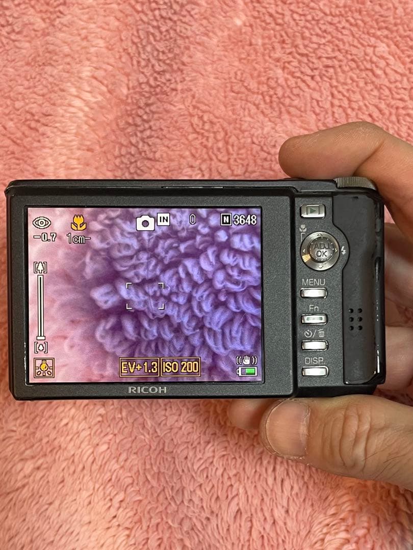 k*.様 RICOH R10 光学7.1倍　充電器付き