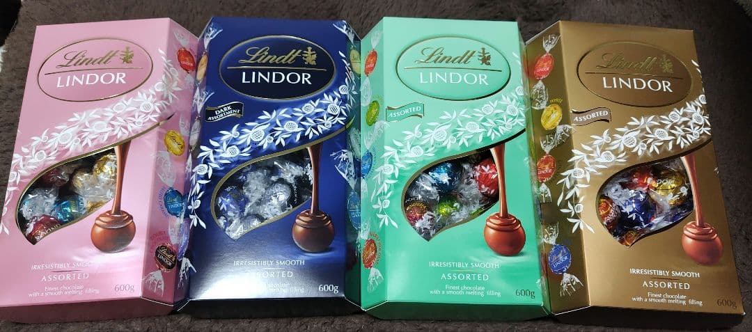 Mickey様用　リンツリンドール　4箱