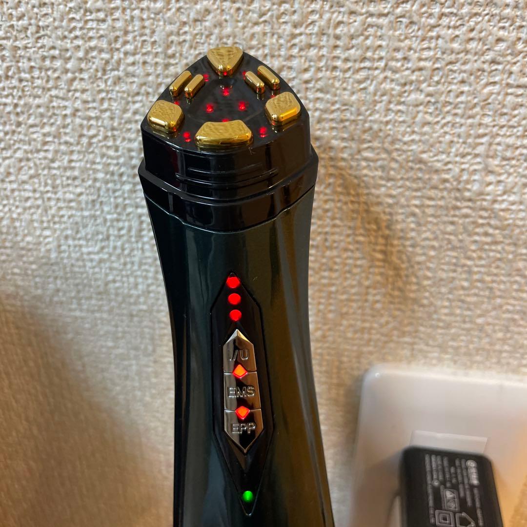 the Vzusa ザ　メデューサ　アイケア　美顔器