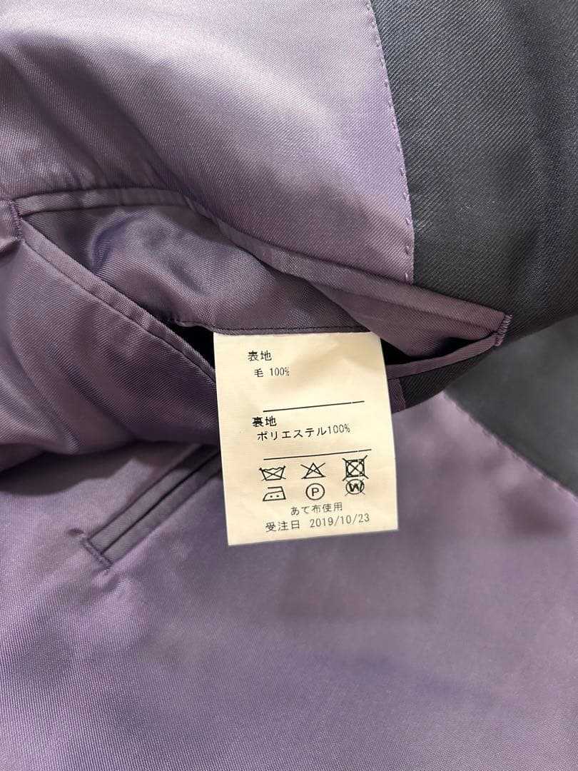 未使用に近い　グローバルスタイル　イタリア製エストラート　ネイビースーツ　XL