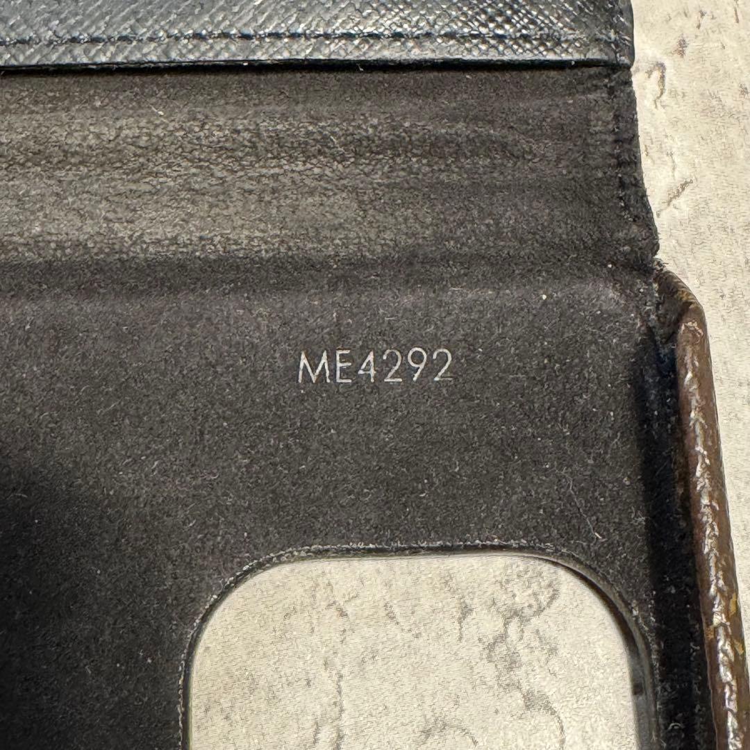 LOUIS VUITTON 手帳型ケース　iPhone14pro