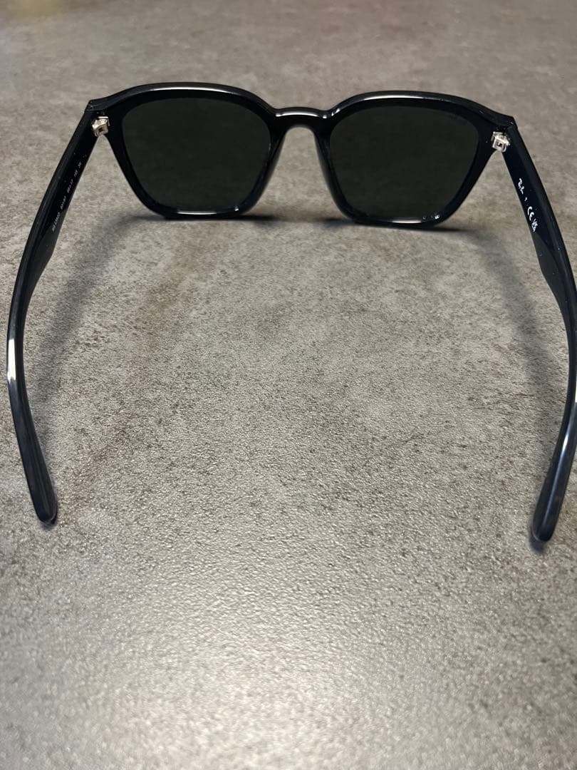 レイバン　サングラス　RB4392D 601/87「ケースなし」