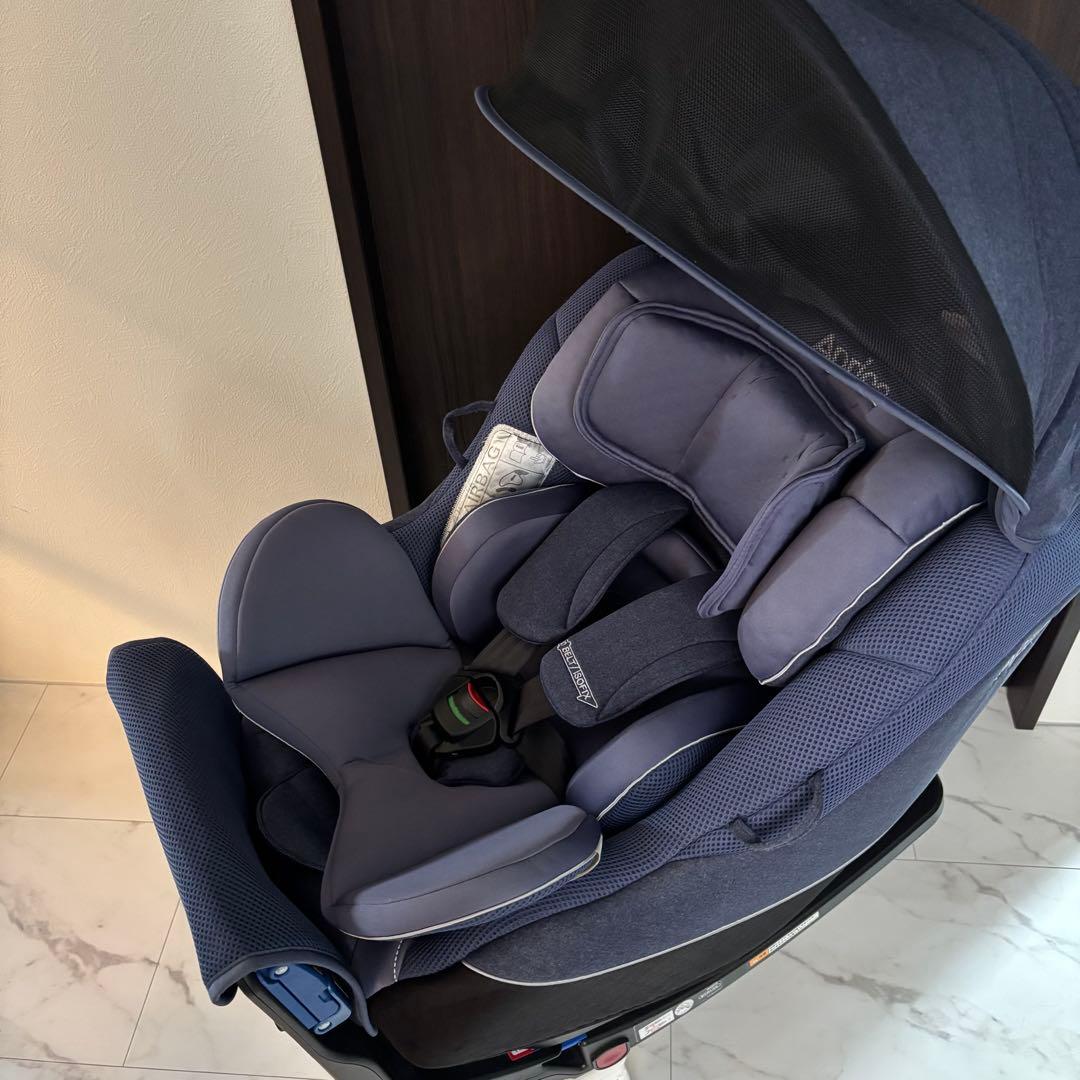 Aprica クルリラプレミアム　ISOFIX チャイルドシート　新生児