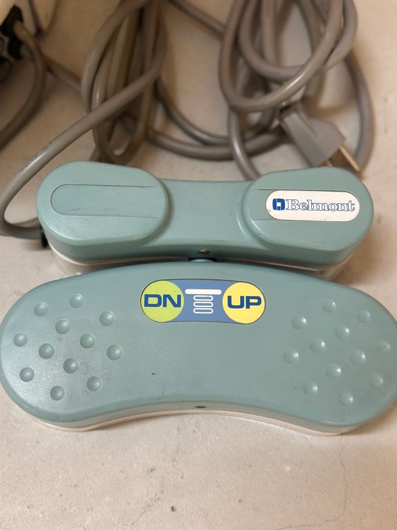 【送料込み・即日発送】　　タカラベルモント　ペイシェントスツールDR-070