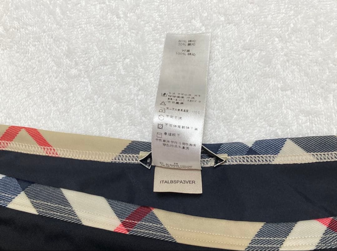 ほぼ未使用　バーバリー ロンドン　セパレート水着　ビキニ 黒