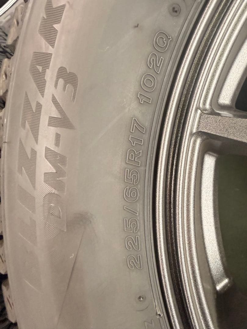 おめぐ 23年製 22/65R17 BS ブリザック