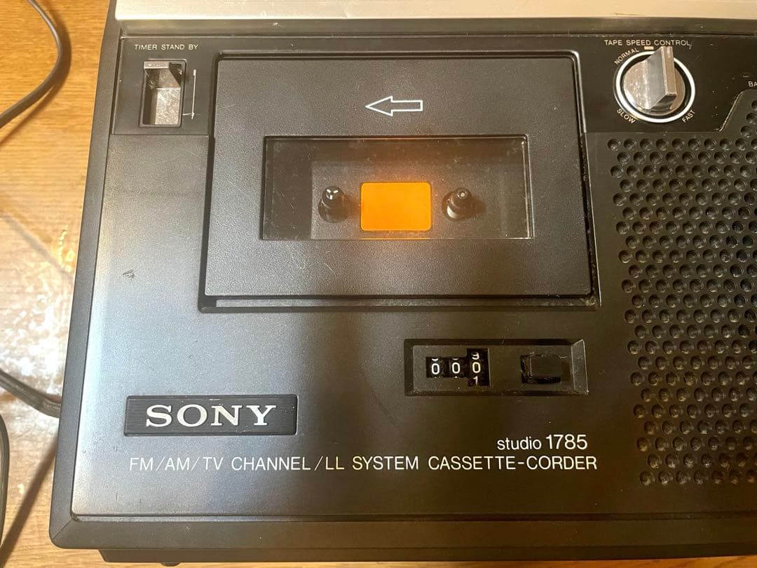 カセットプレーヤー　ジャンク品　SONY CF-1785