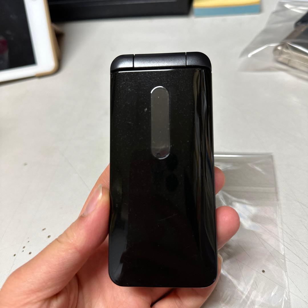 AUケータイ本体のみ